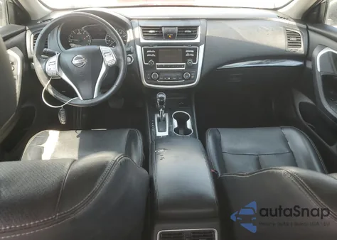 2017 Nissan Altima 2.5 z USA, uszkodzony, nr VIN 1N4AL3AP7HC254457